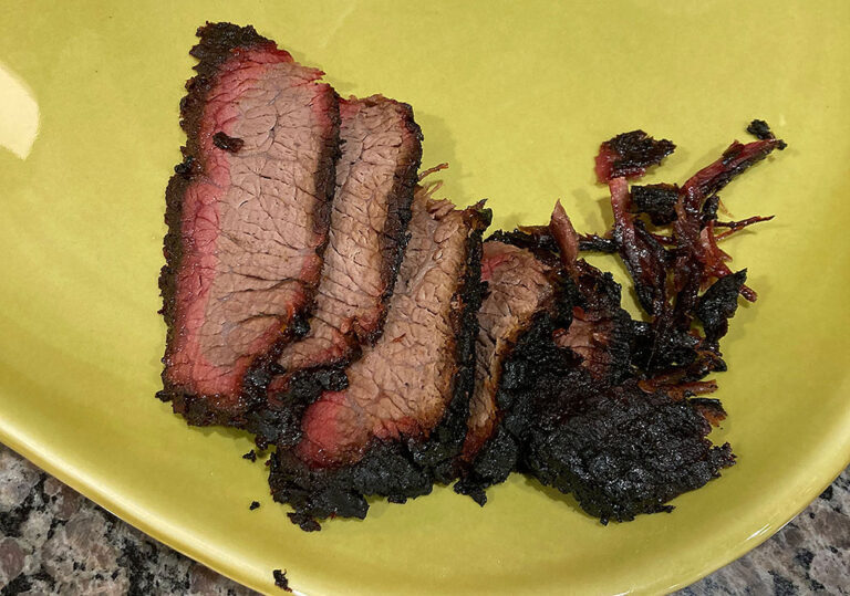 How to Keep Brisket Warm: Tips for Maintaining Temperature